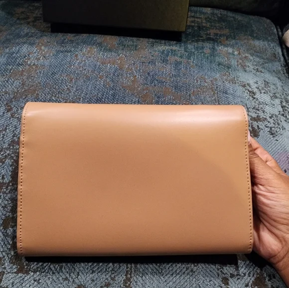 YSL Wallet on Chain - Picture 11 of 12